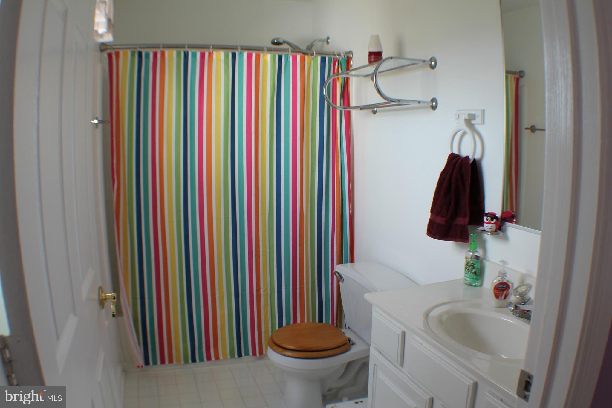 CROMWELL FOUNTAIN - Residential