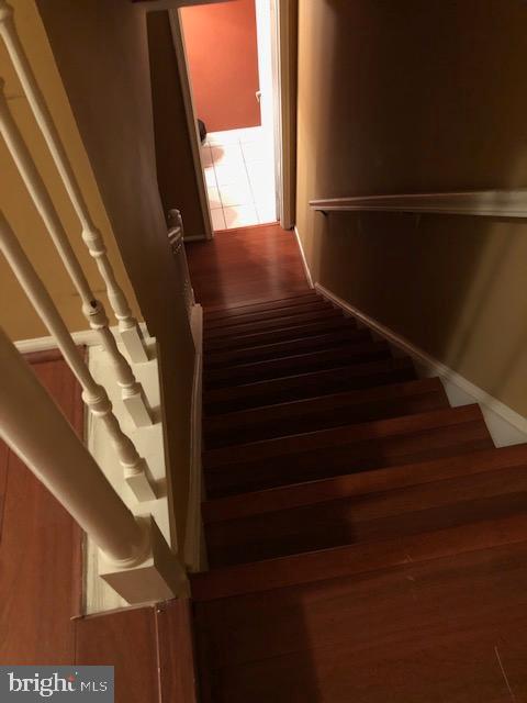 TOWNES OF GLOUCESTER - Residential Lease