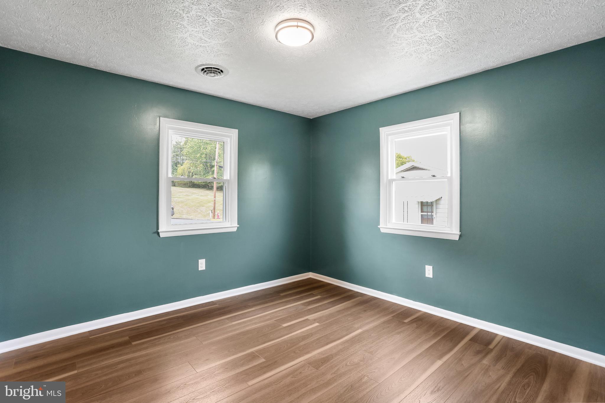 INDIAN SPRING PARK - Residential