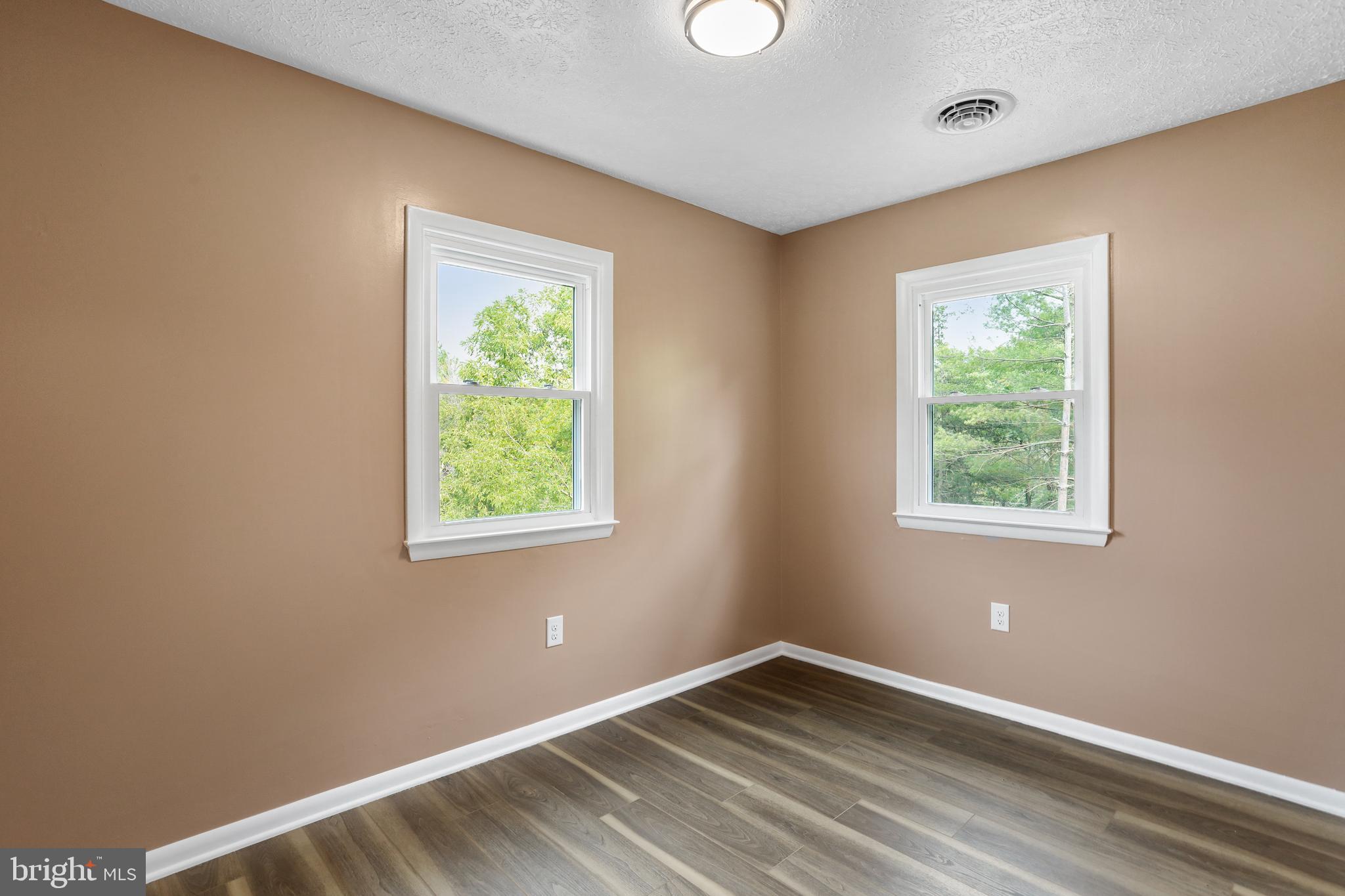 INDIAN SPRING PARK - Residential