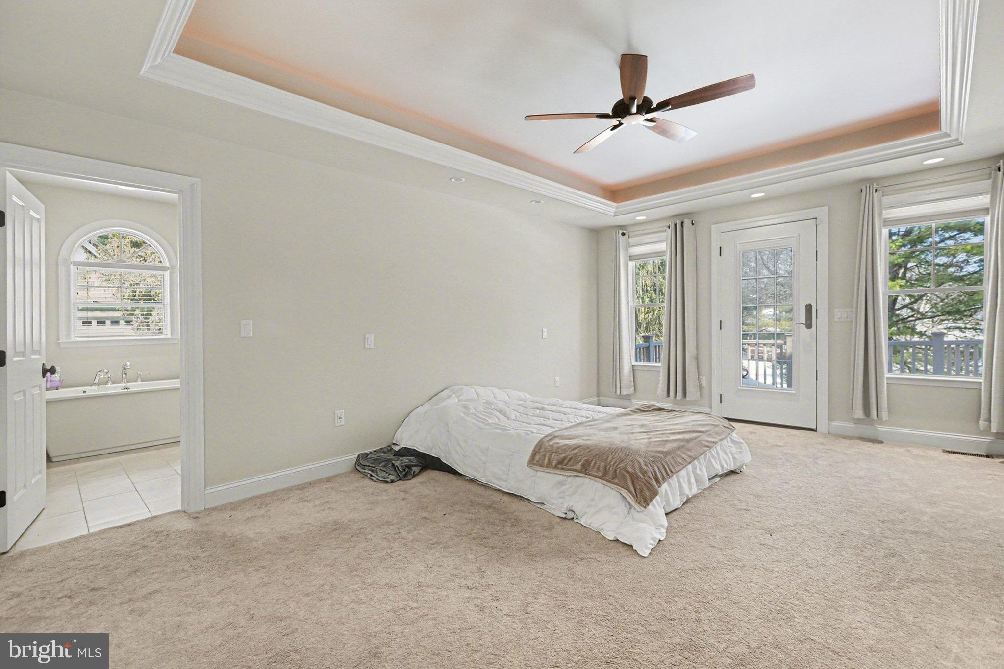 MOUNTAINDALE - Residential