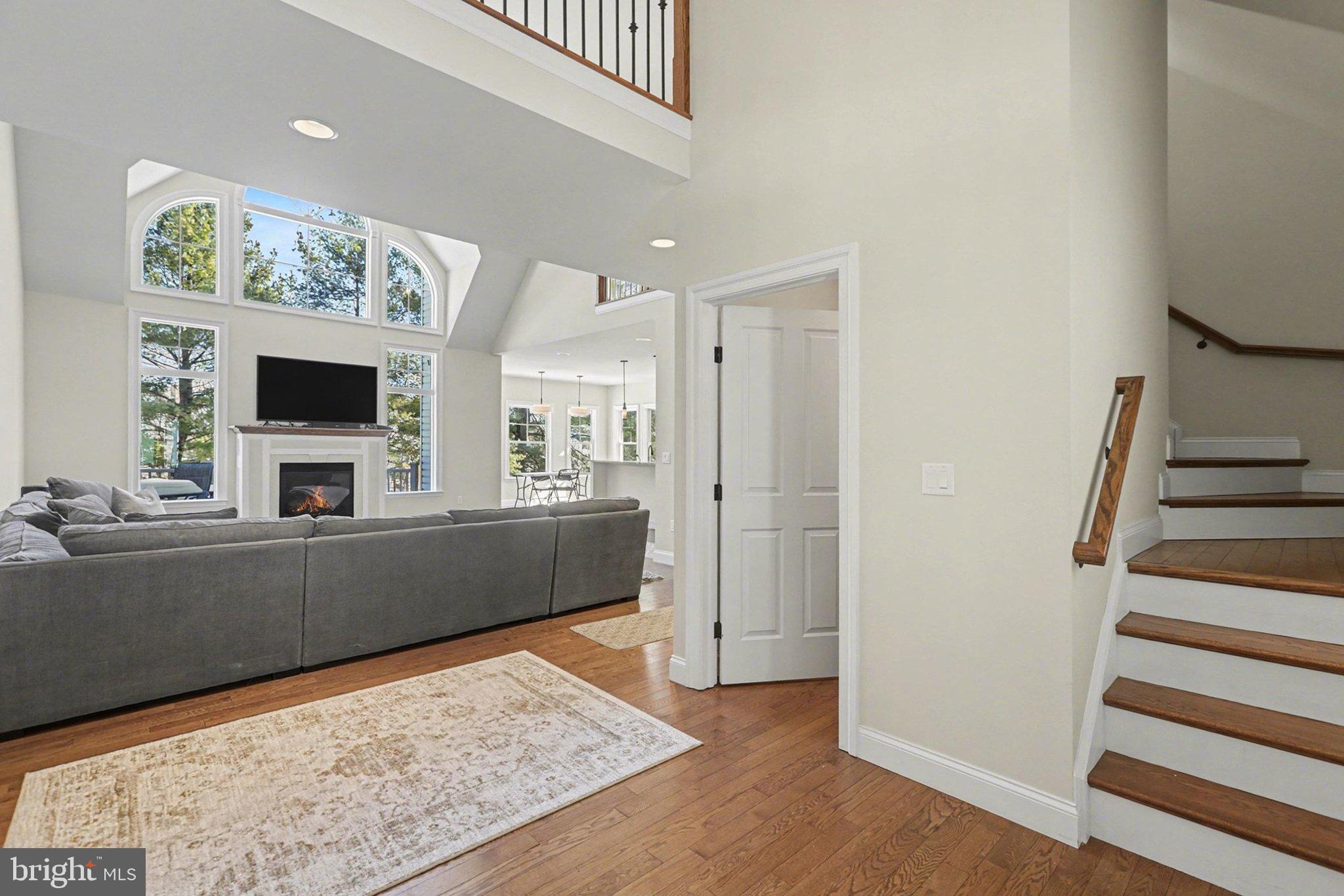 MOUNTAINDALE - Residential