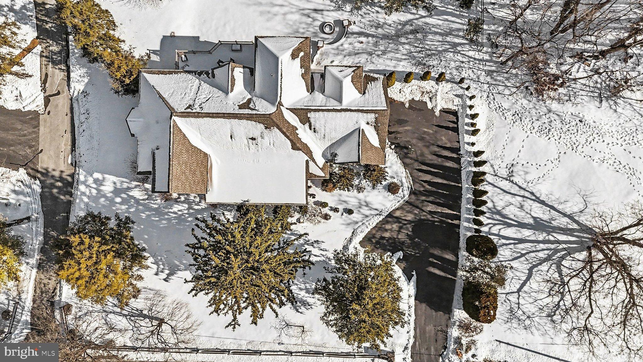 MOUNTAINDALE - Residential