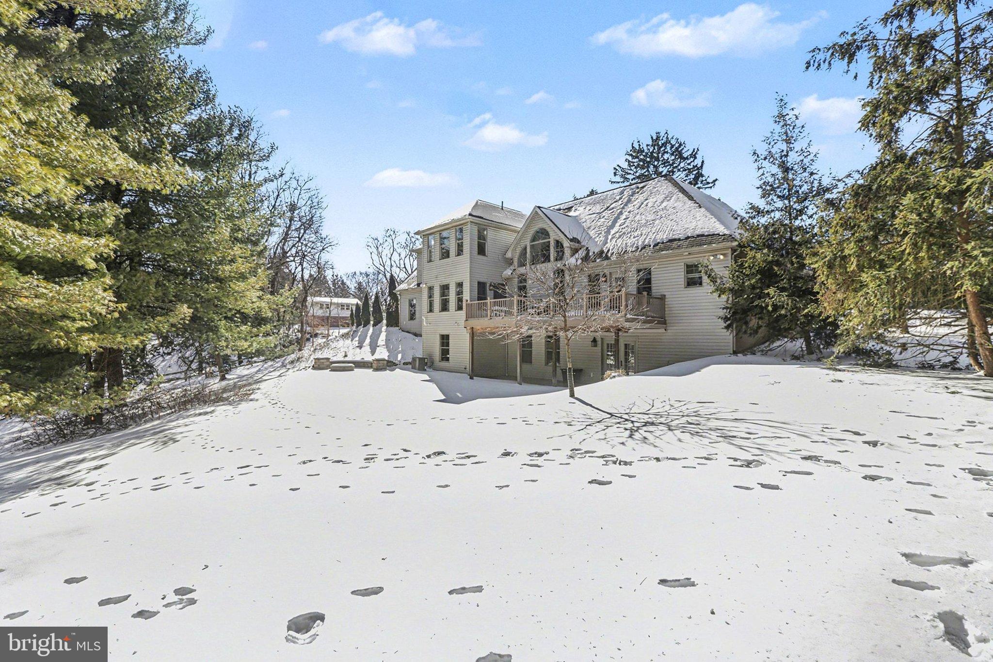 MOUNTAINDALE - Residential