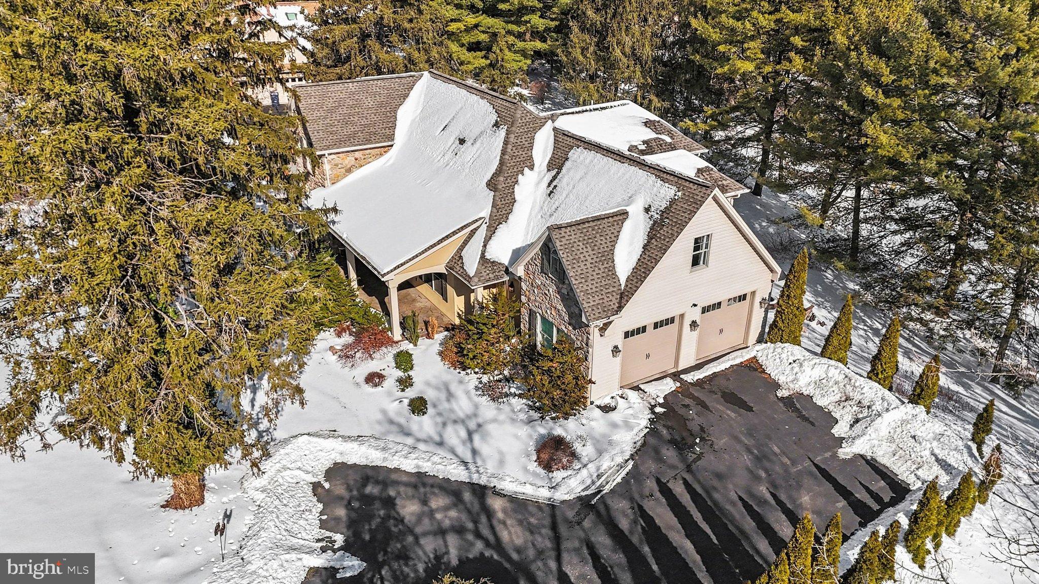 MOUNTAINDALE - Residential