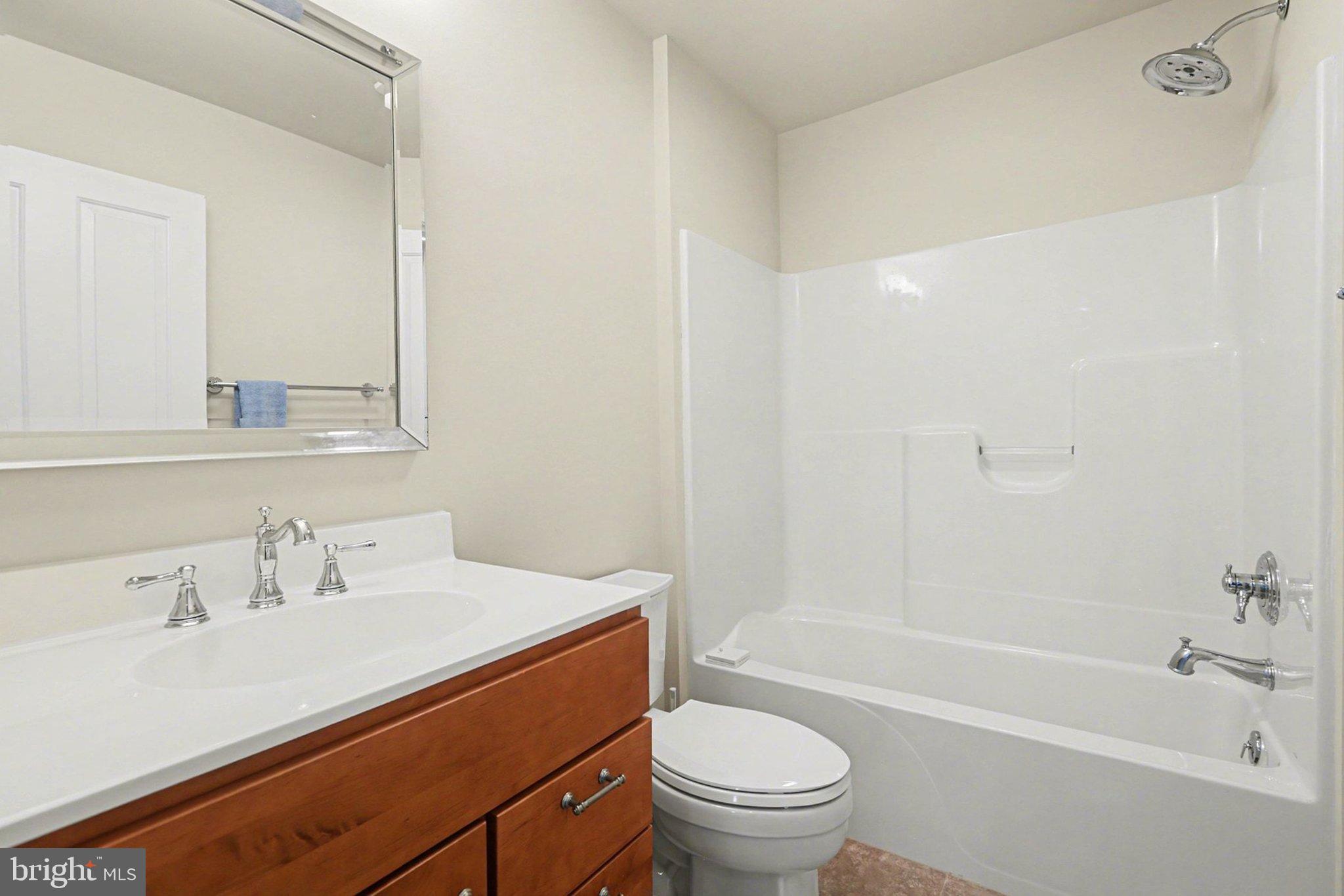 MOUNTAINDALE - Residential