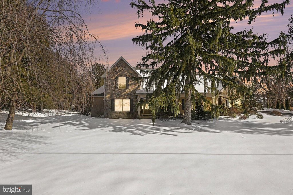 Photo of 4417 Fargreen Road, HARRISBURG, PA 17110 (MLS # PADA2056184)