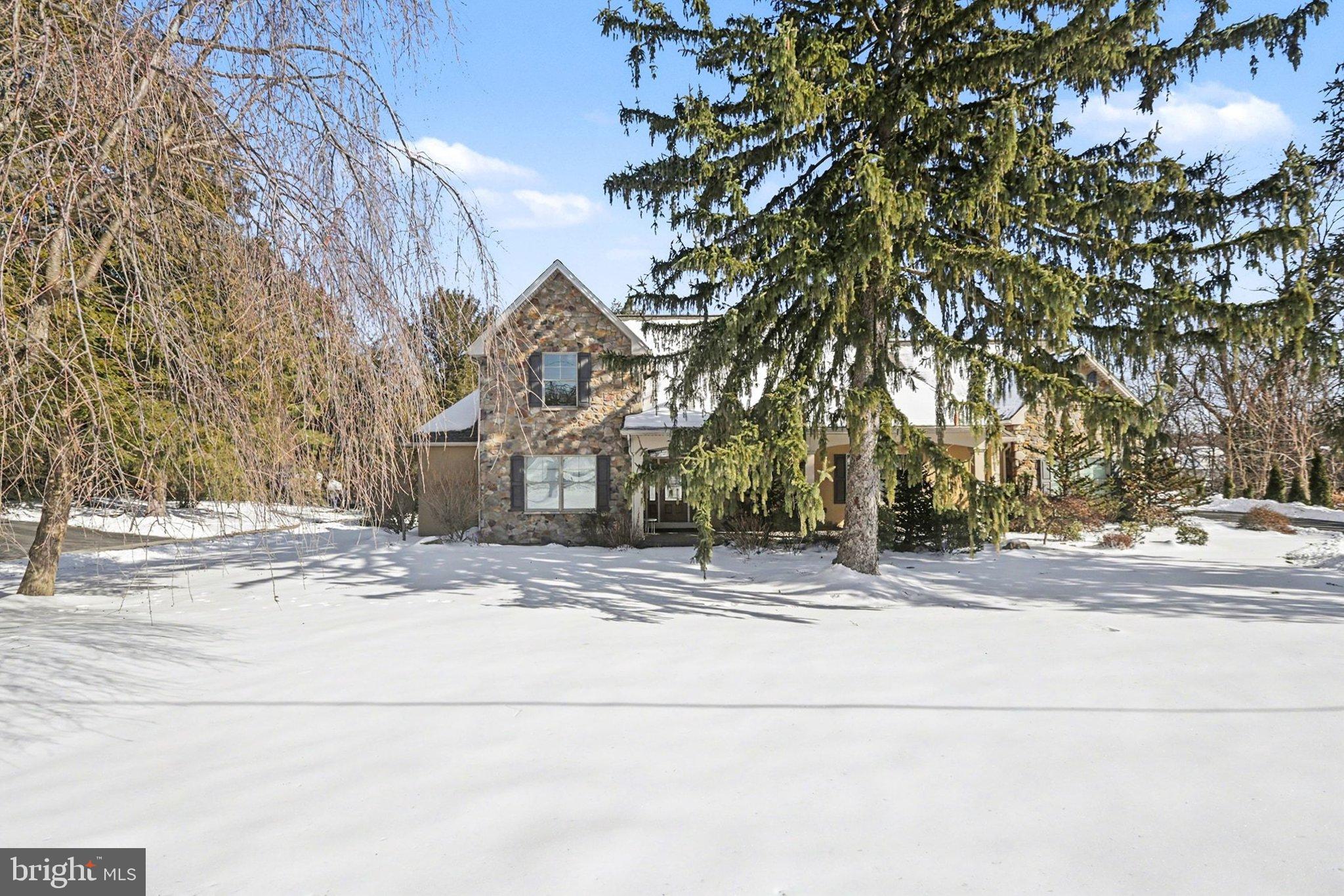 MOUNTAINDALE - Residential