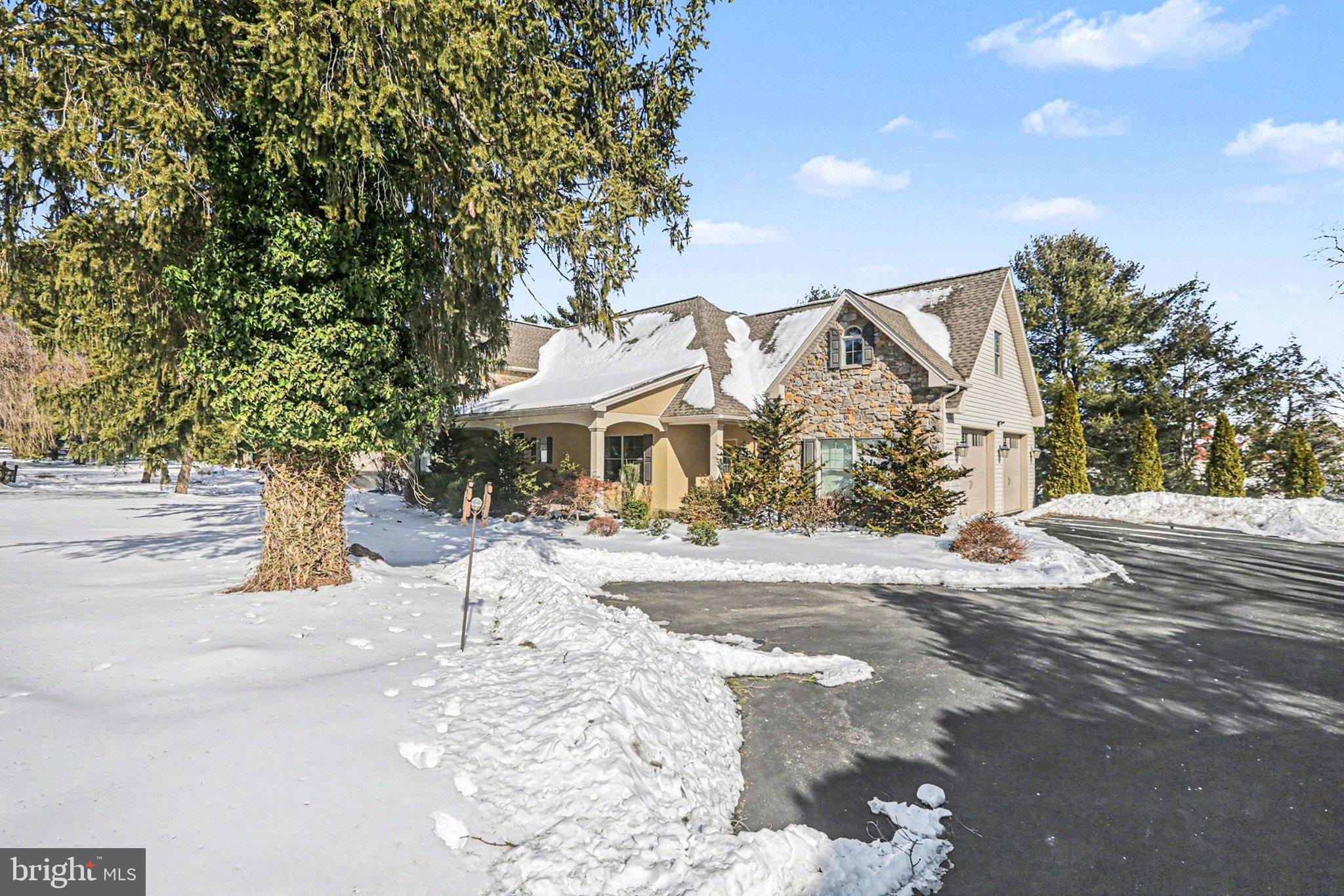 MOUNTAINDALE - Residential