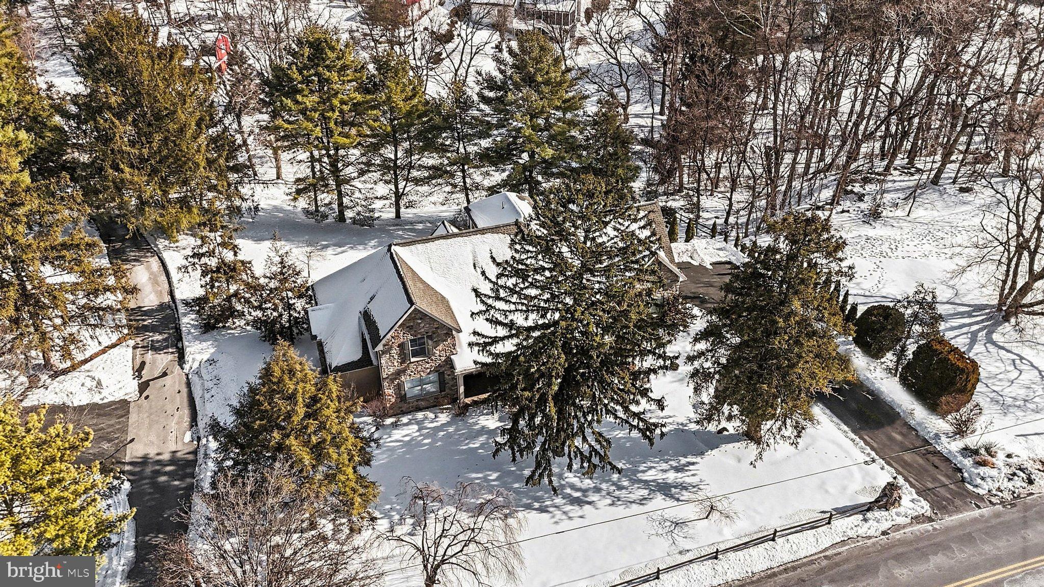 MOUNTAINDALE - Residential