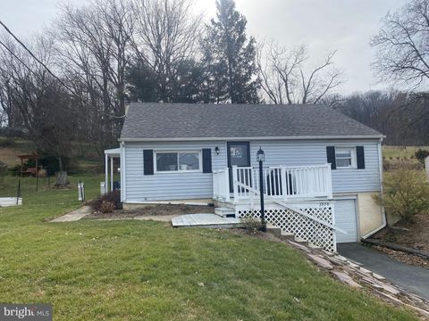 Photo of 3978 MARIETTA AVE, COLUMBIA, PA 17512 (MLS # PALA2030584)