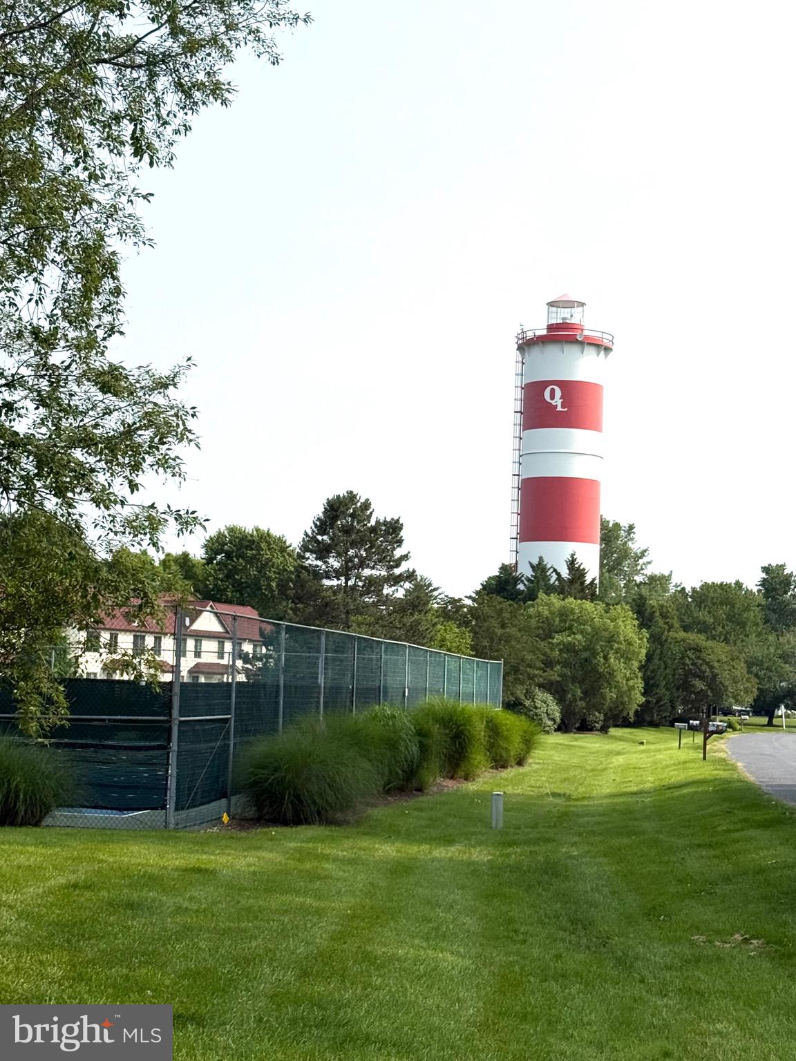 QUEENS LANDING - Residential