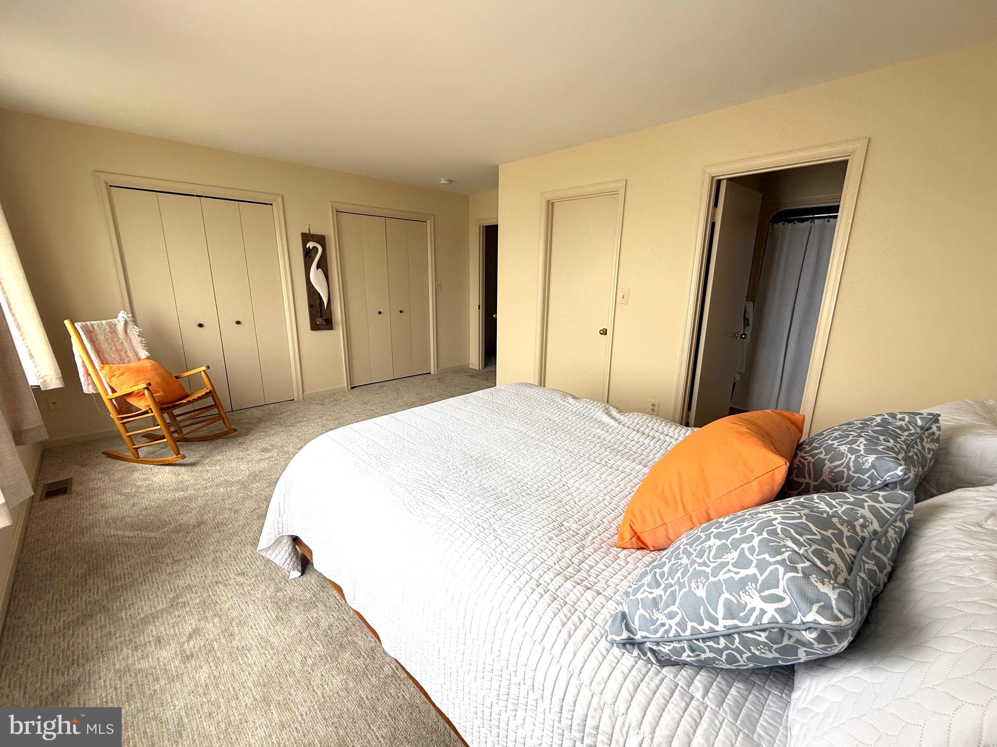 QUEENS LANDING - Residential