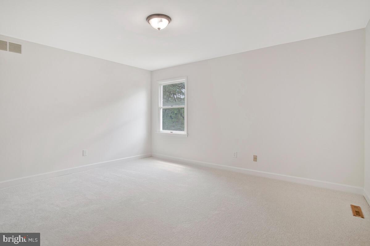 COLUMBIA HILLS - Residential