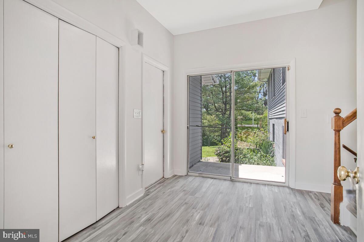 COLUMBIA HILLS - Residential