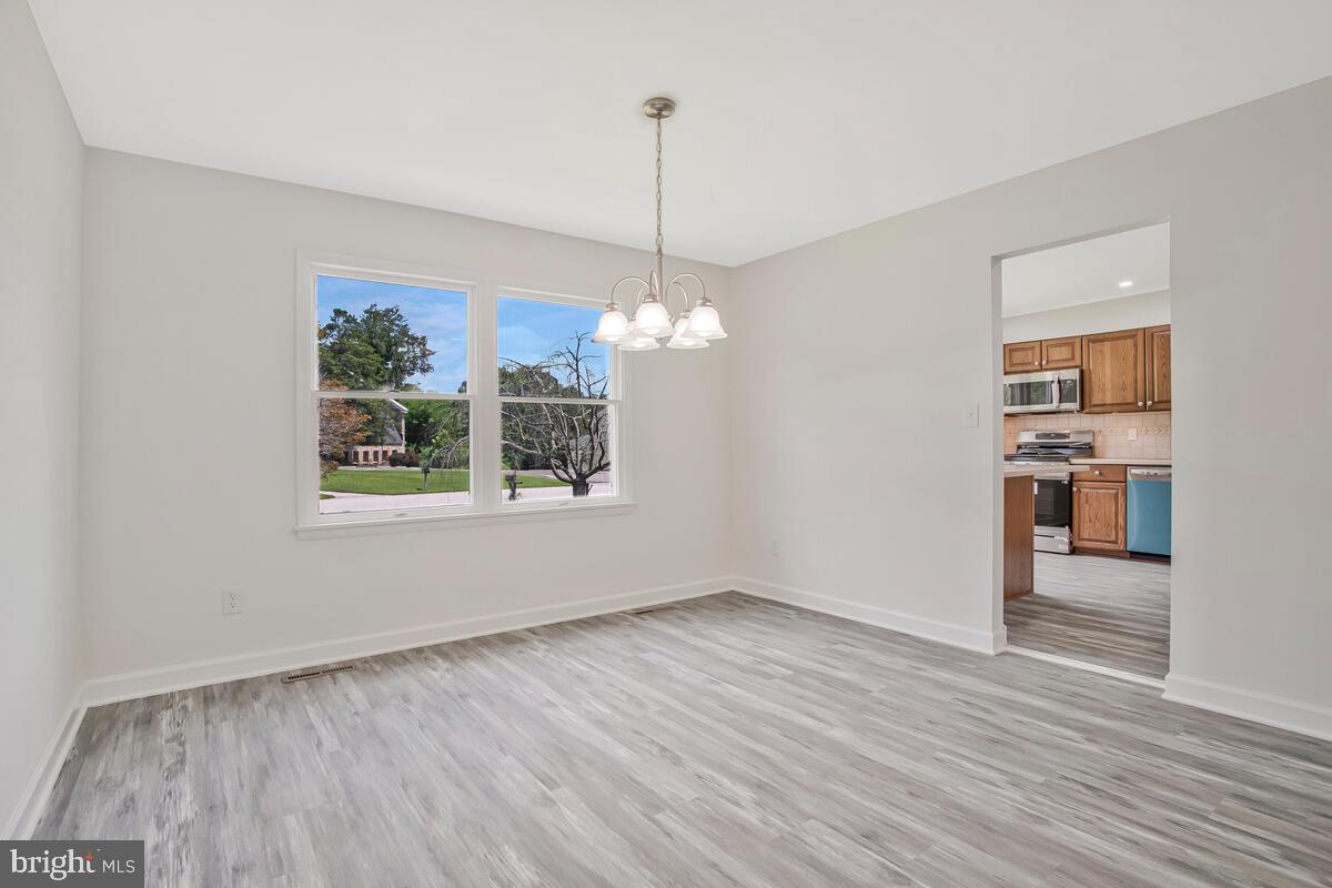 COLUMBIA HILLS - Residential