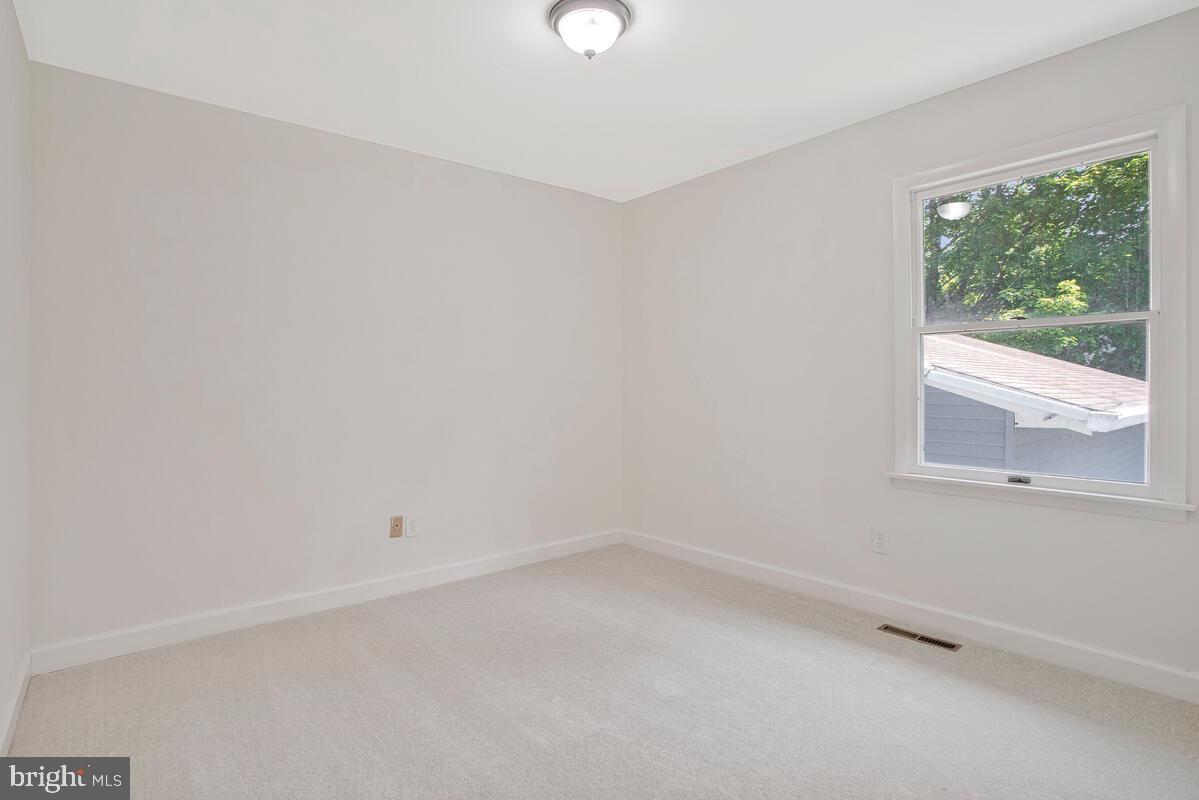 COLUMBIA HILLS - Residential