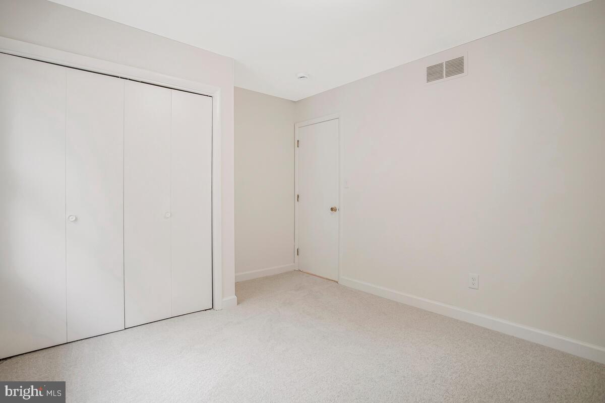 COLUMBIA HILLS - Residential