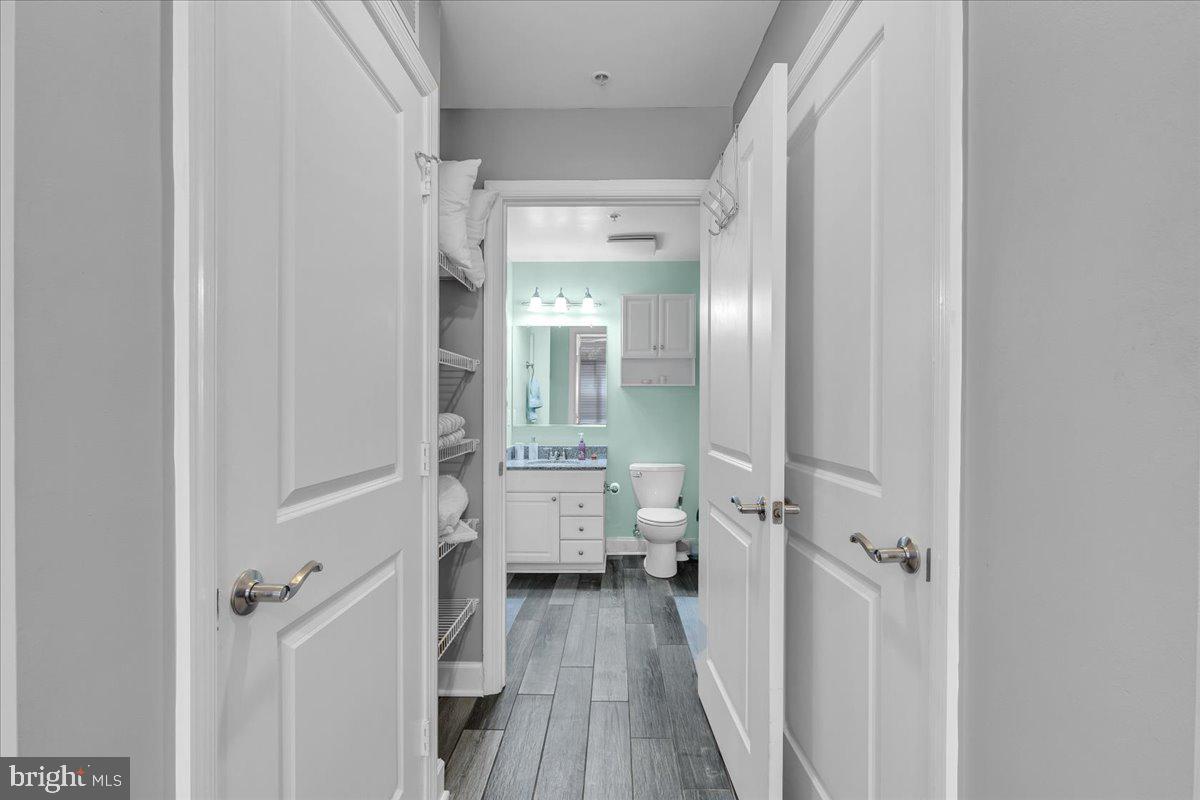 ECLIPSE ON CENTER PARK - Residential Lease