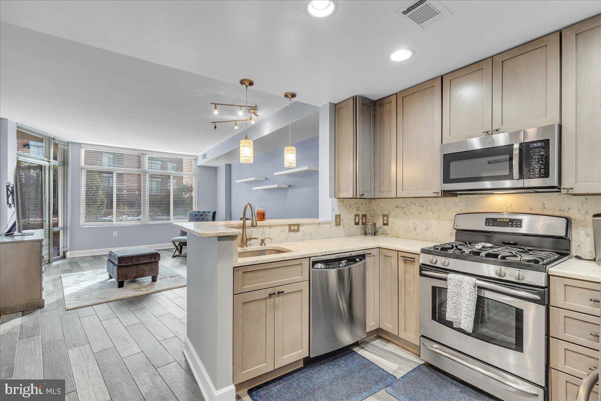 3650 S GLEBE ROAD 263