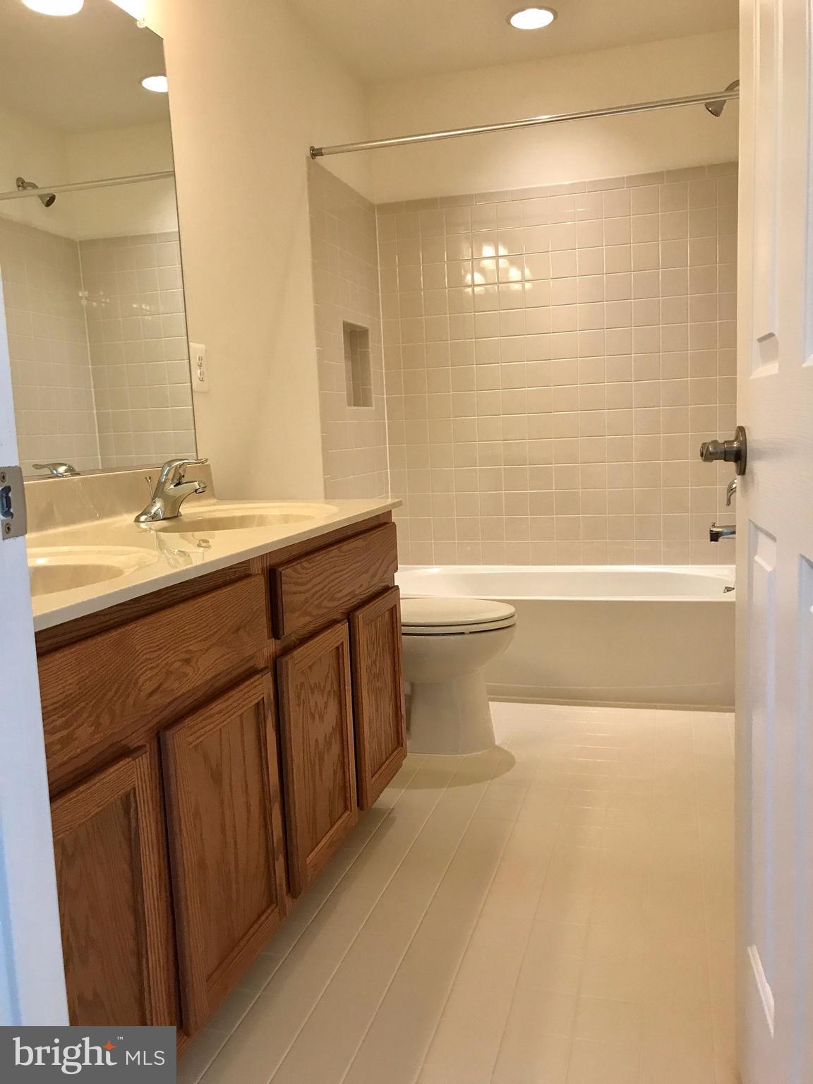 HILLS OF AQUIA - Residential