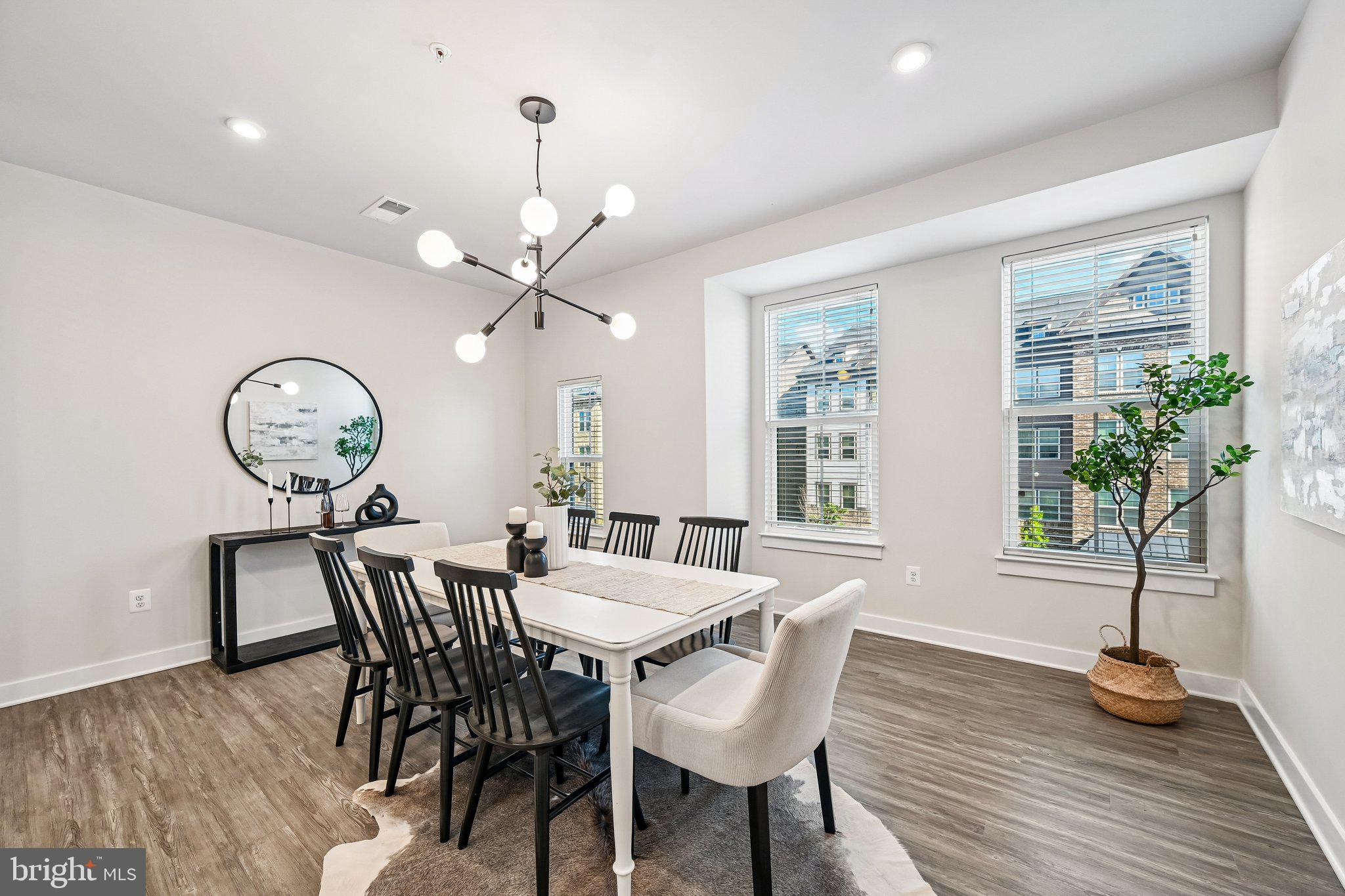 PADDOCK POINTE - Residential