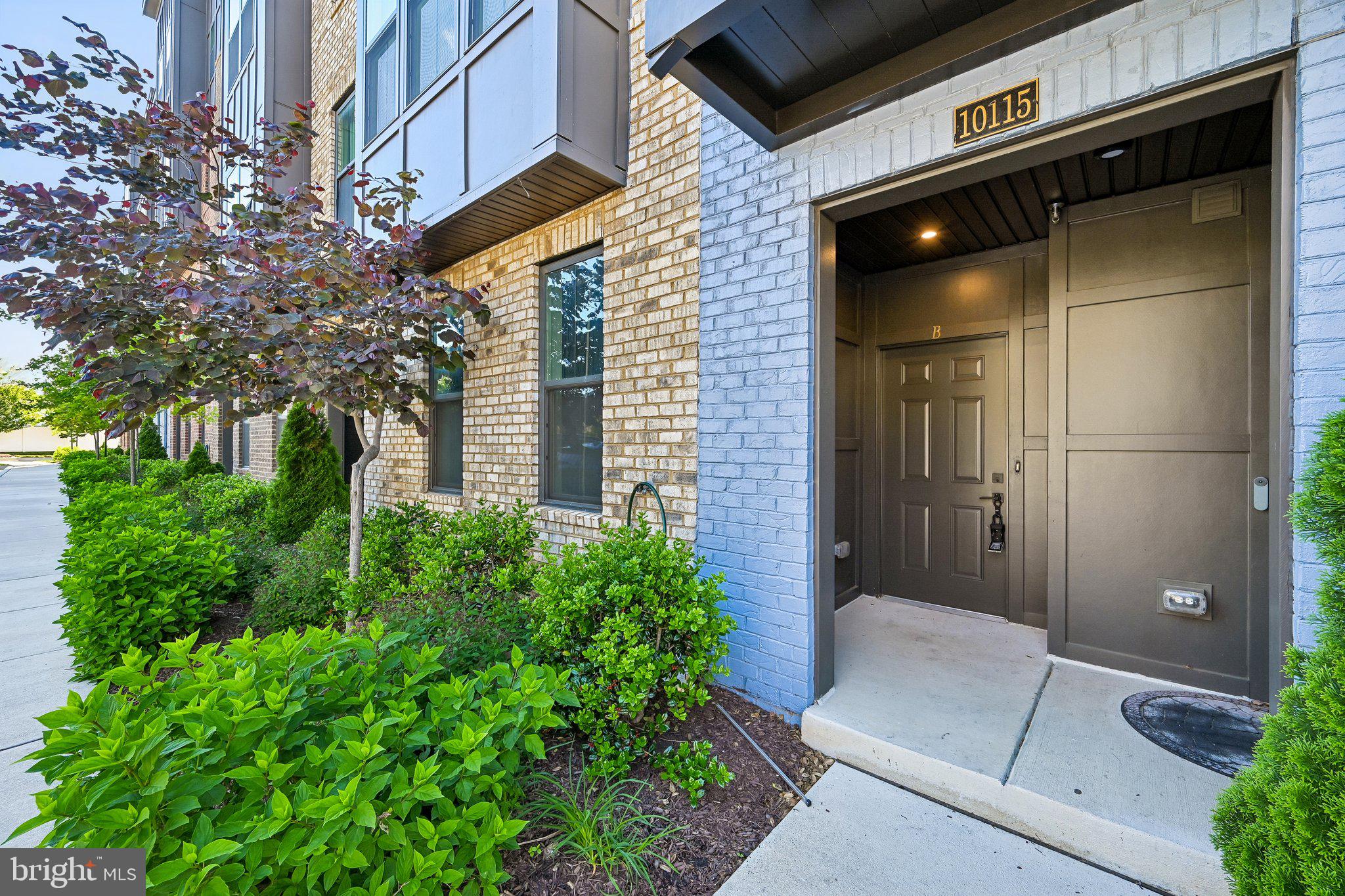 PADDOCK POINTE - Residential