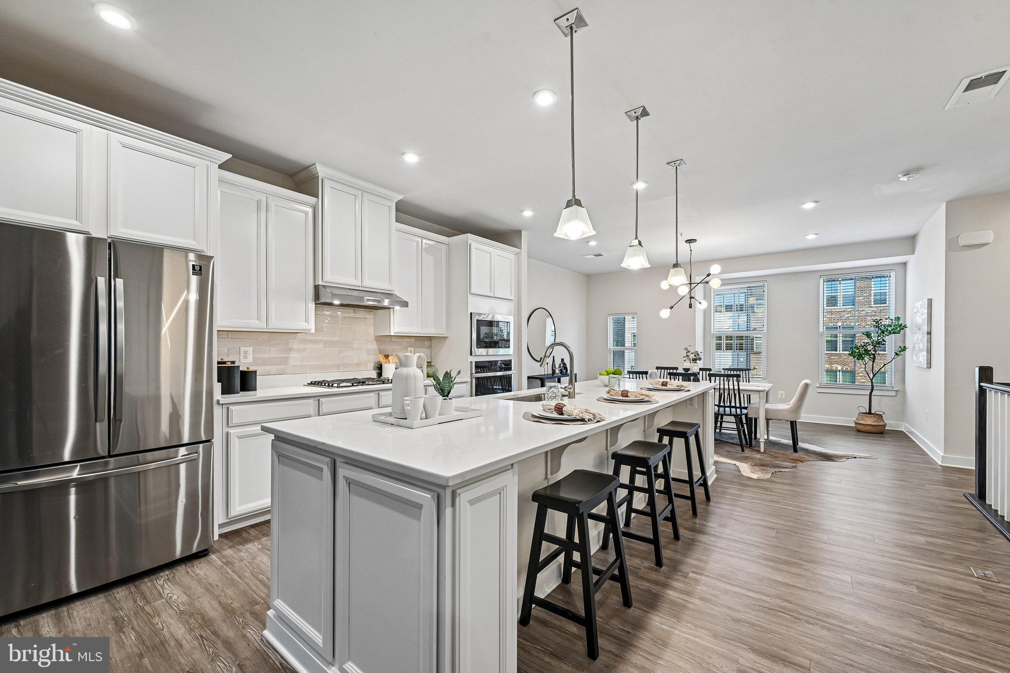 PADDOCK POINTE - Residential