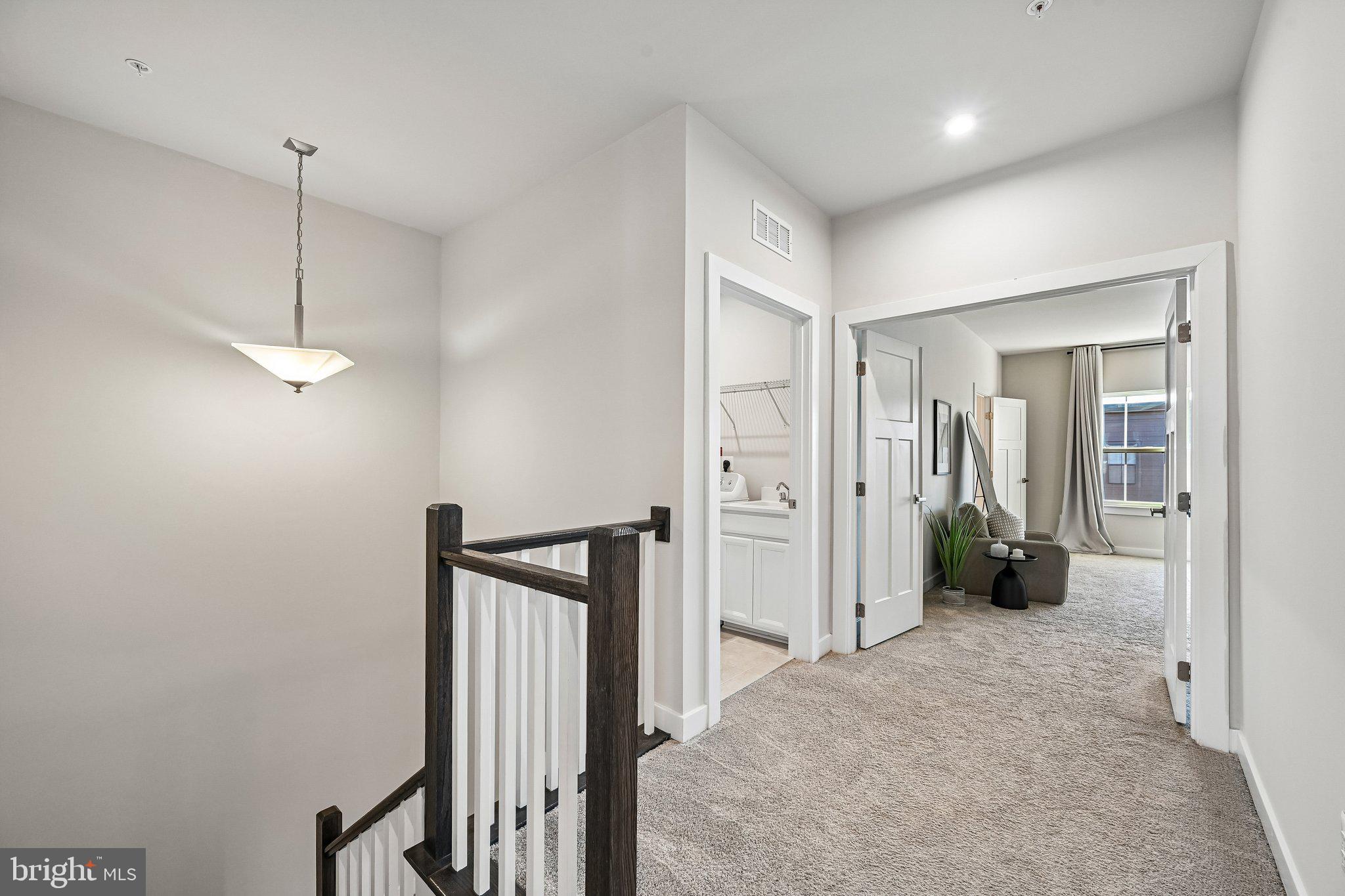 PADDOCK POINTE - Residential