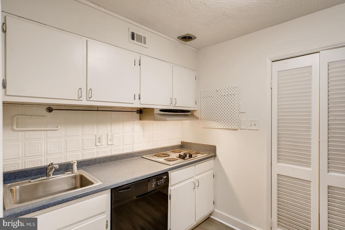 MOUNT VERNON PLACE HISTORIC DISTRICT - Residential