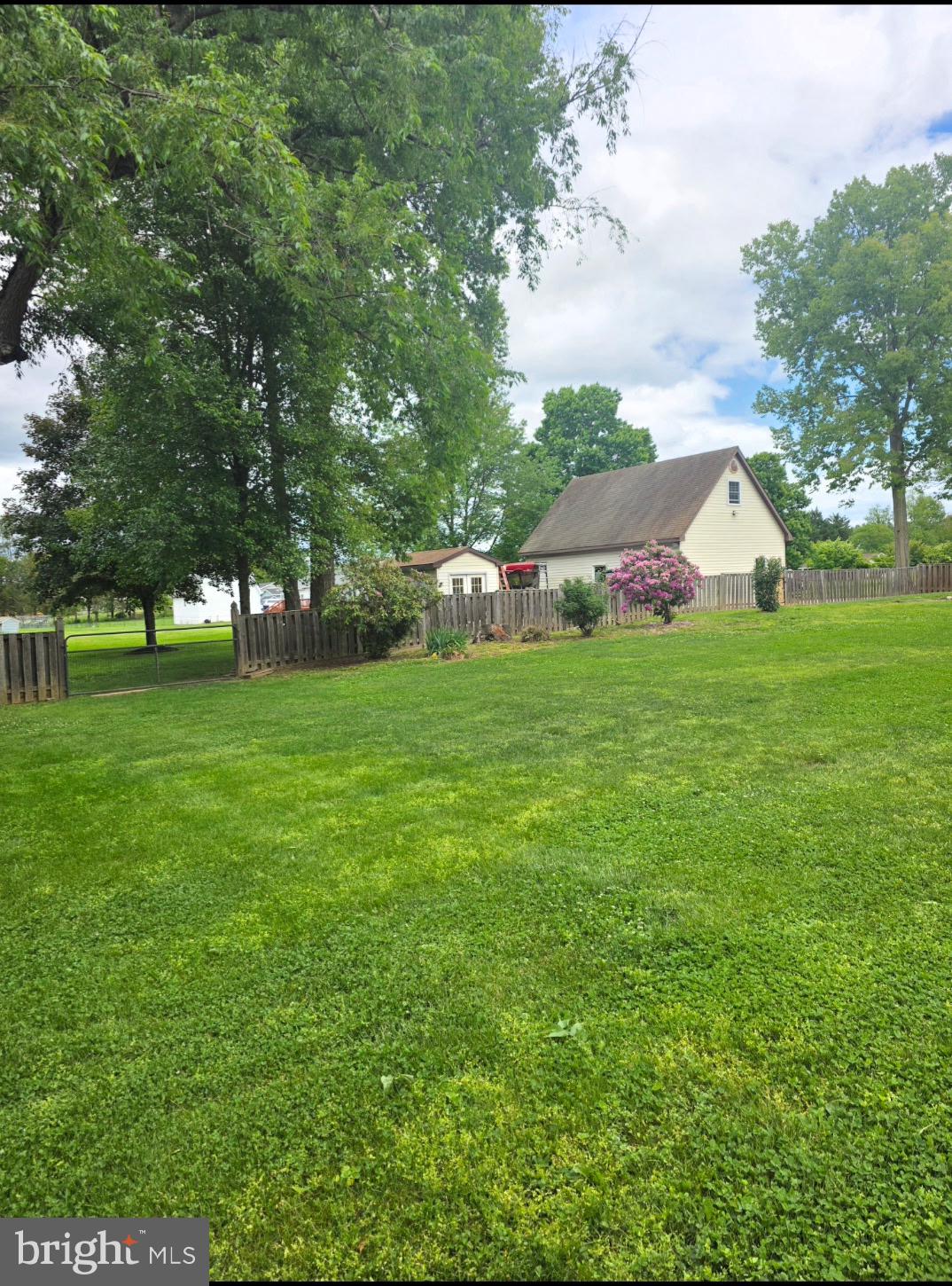 2414 DOUBS COURT