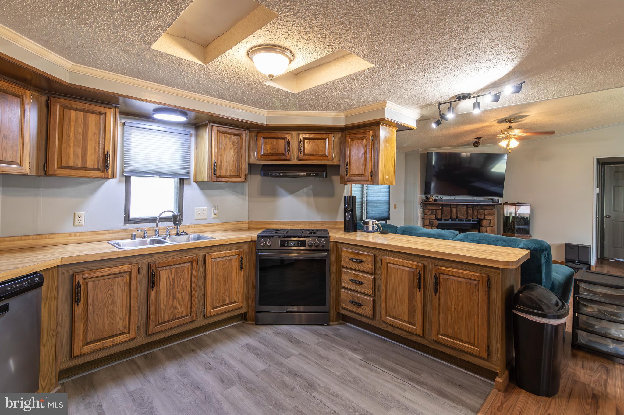 MILL CREEK ESTATES - Residential