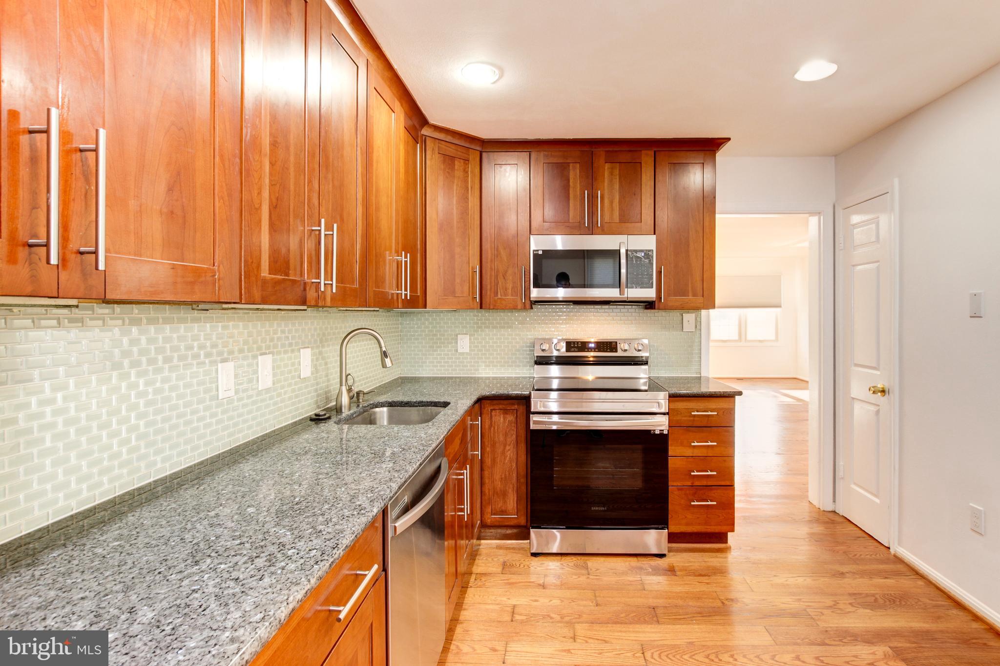 WESTLAKE TERRACE - Residential Lease