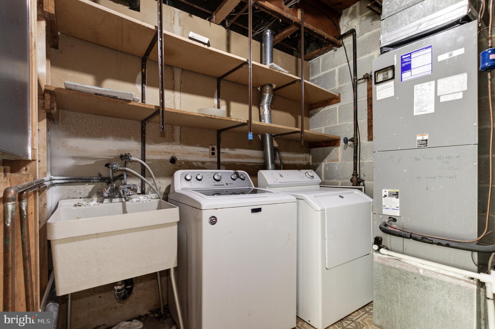 WESTLAKE TERRACE - Residential Lease