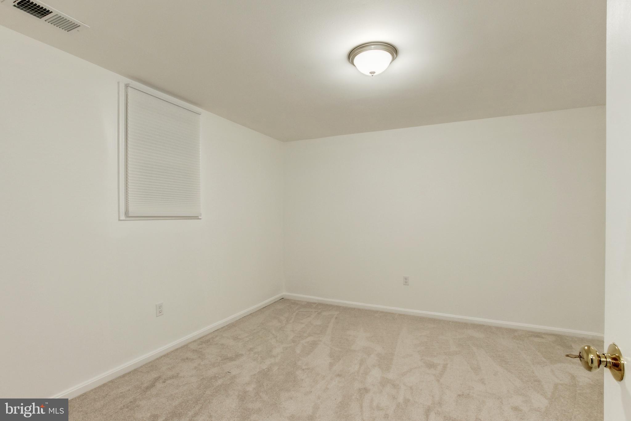 WESTLAKE TERRACE - Residential Lease