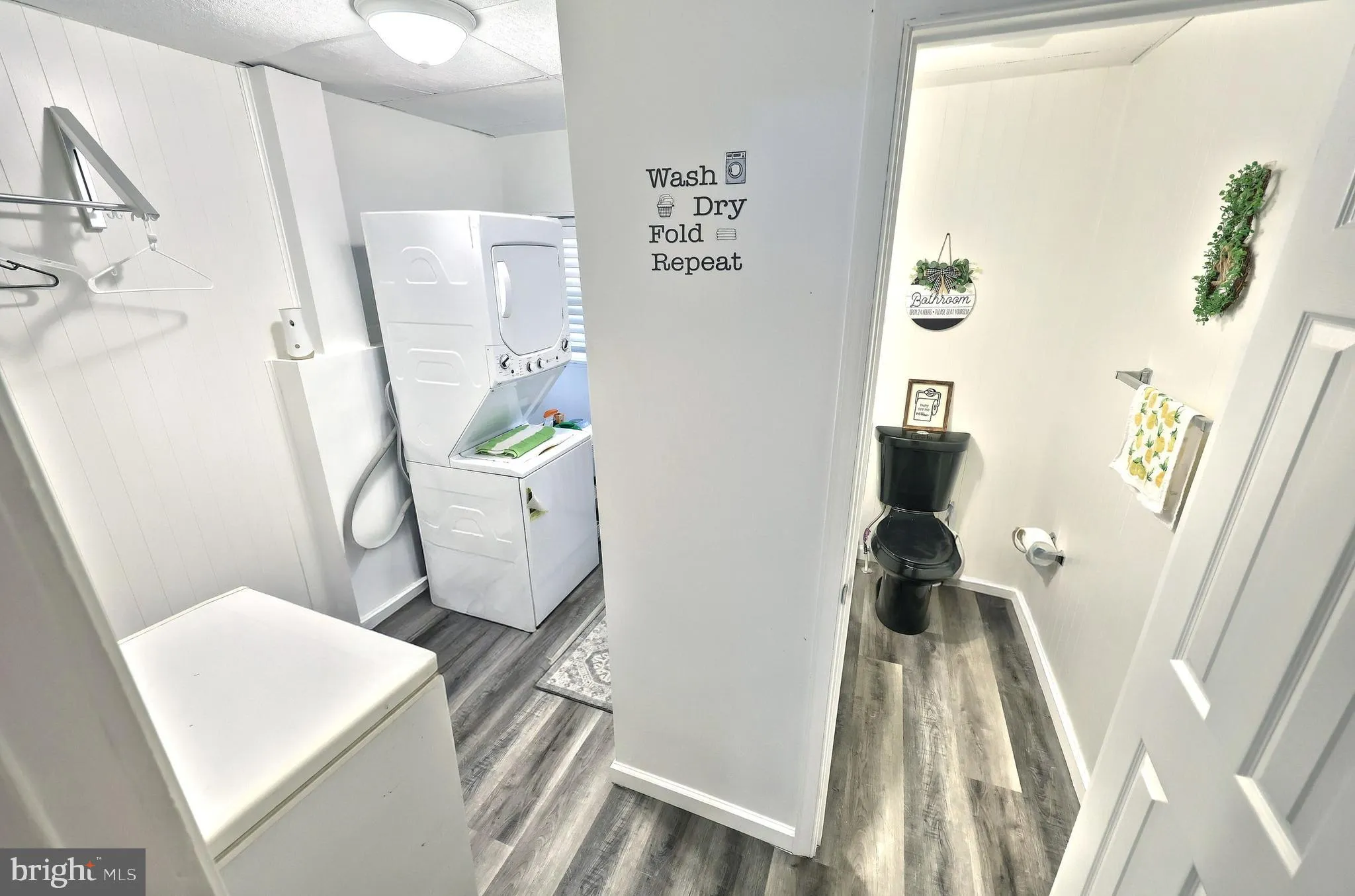 York, Pennsylvania 17403, United States, 5 Bedrooms Bedrooms, ,2 BathroomsBathrooms,Residential,Active,141785