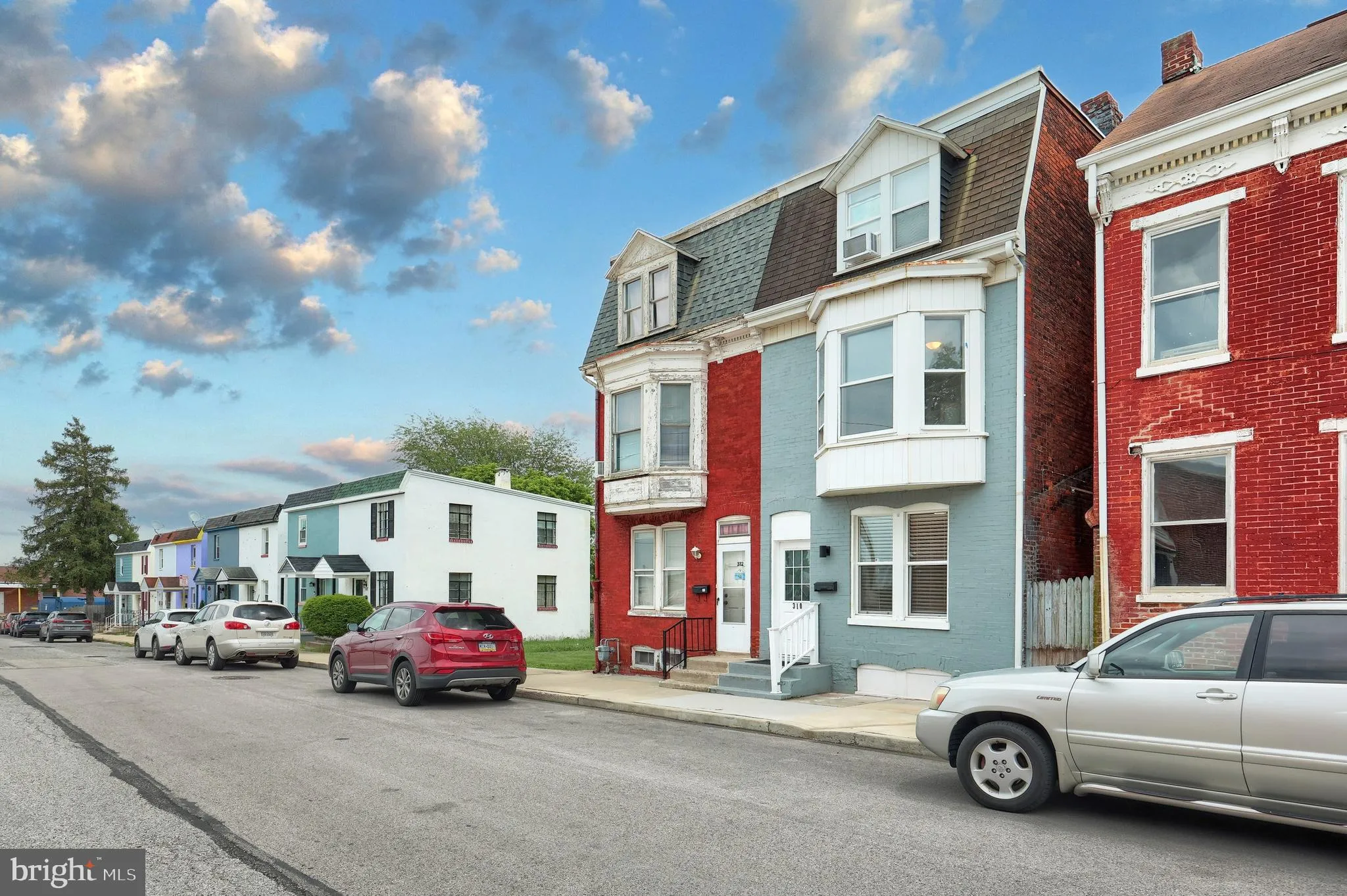 York, Pennsylvania 17403, United States, 5 Bedrooms Bedrooms, ,2 BathroomsBathrooms,Residential,Active,141785