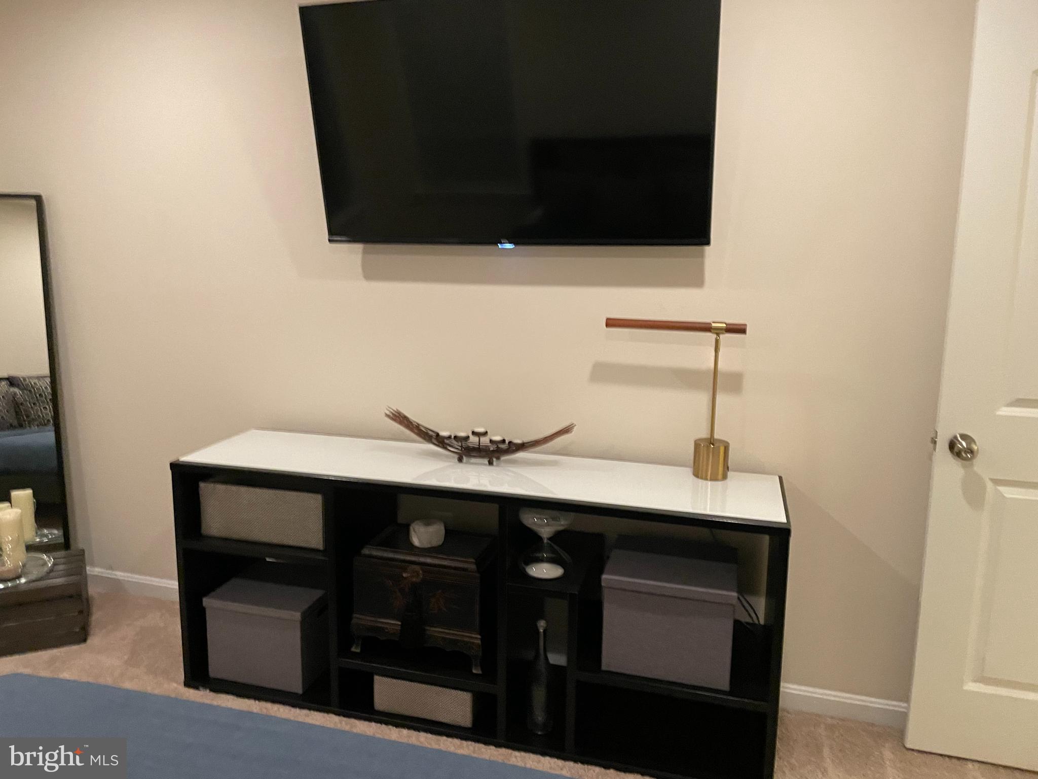 WOODMORE TOWNE CENTRE - Residential Lease