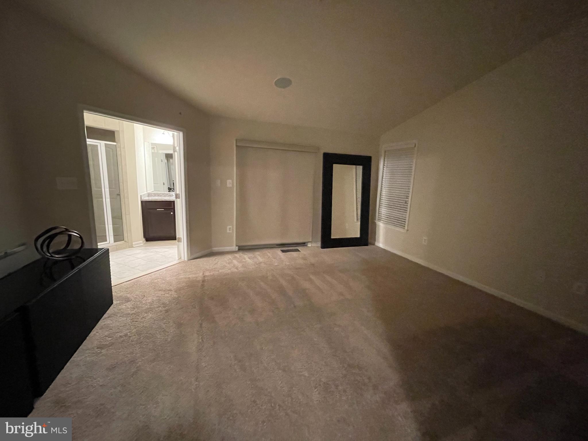 WOODMORE TOWNE CENTRE - Residential Lease