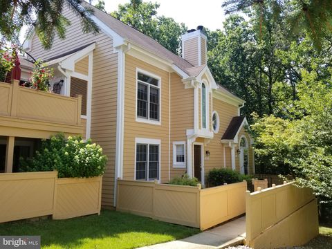 Photo of 1537 Church Hill Place #1537, RESTON, VA 20194 (MLS # VAFX2284262)