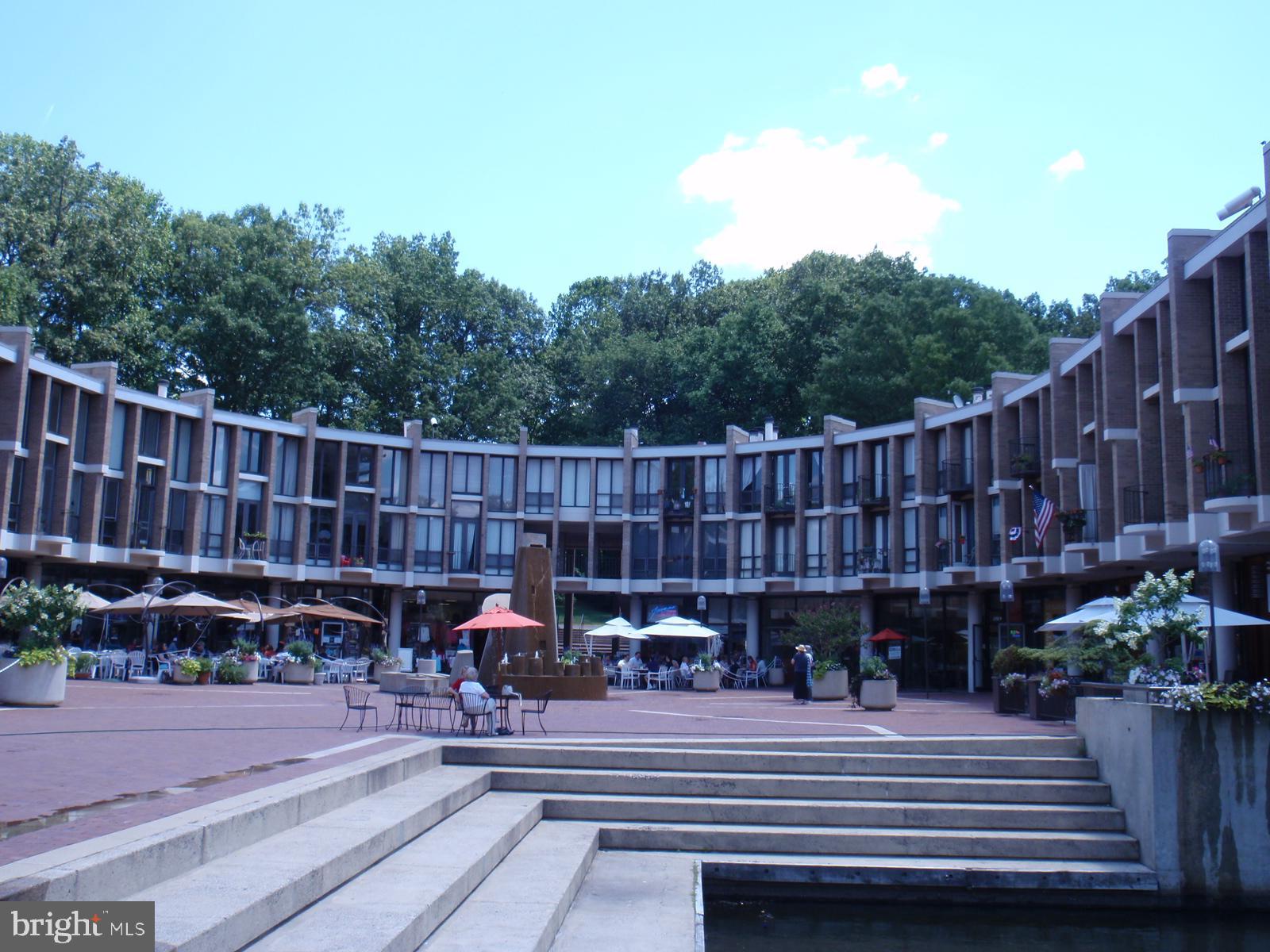 RESTON - Residential