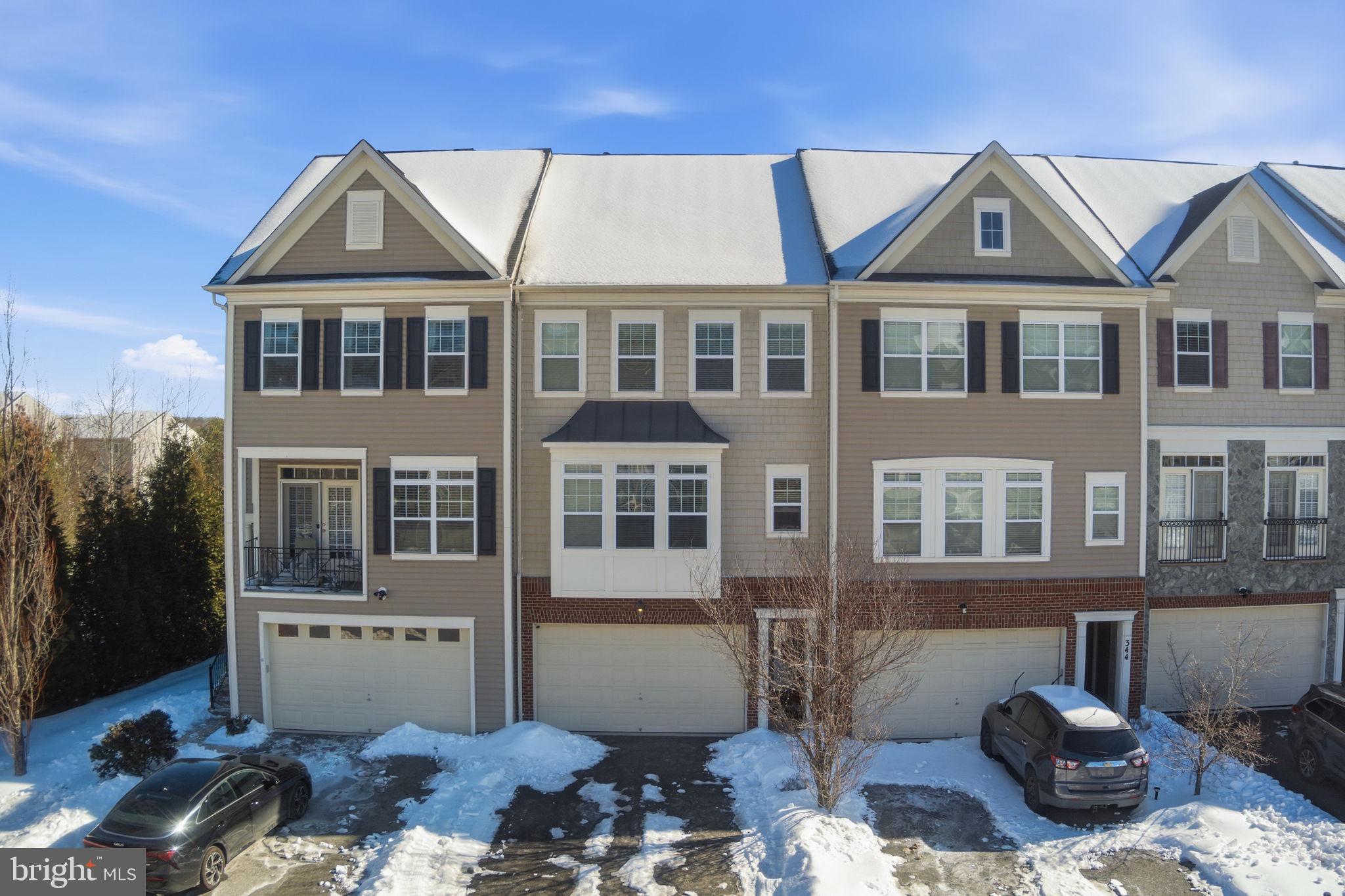 346 WOODSTREAM BOULEVARD