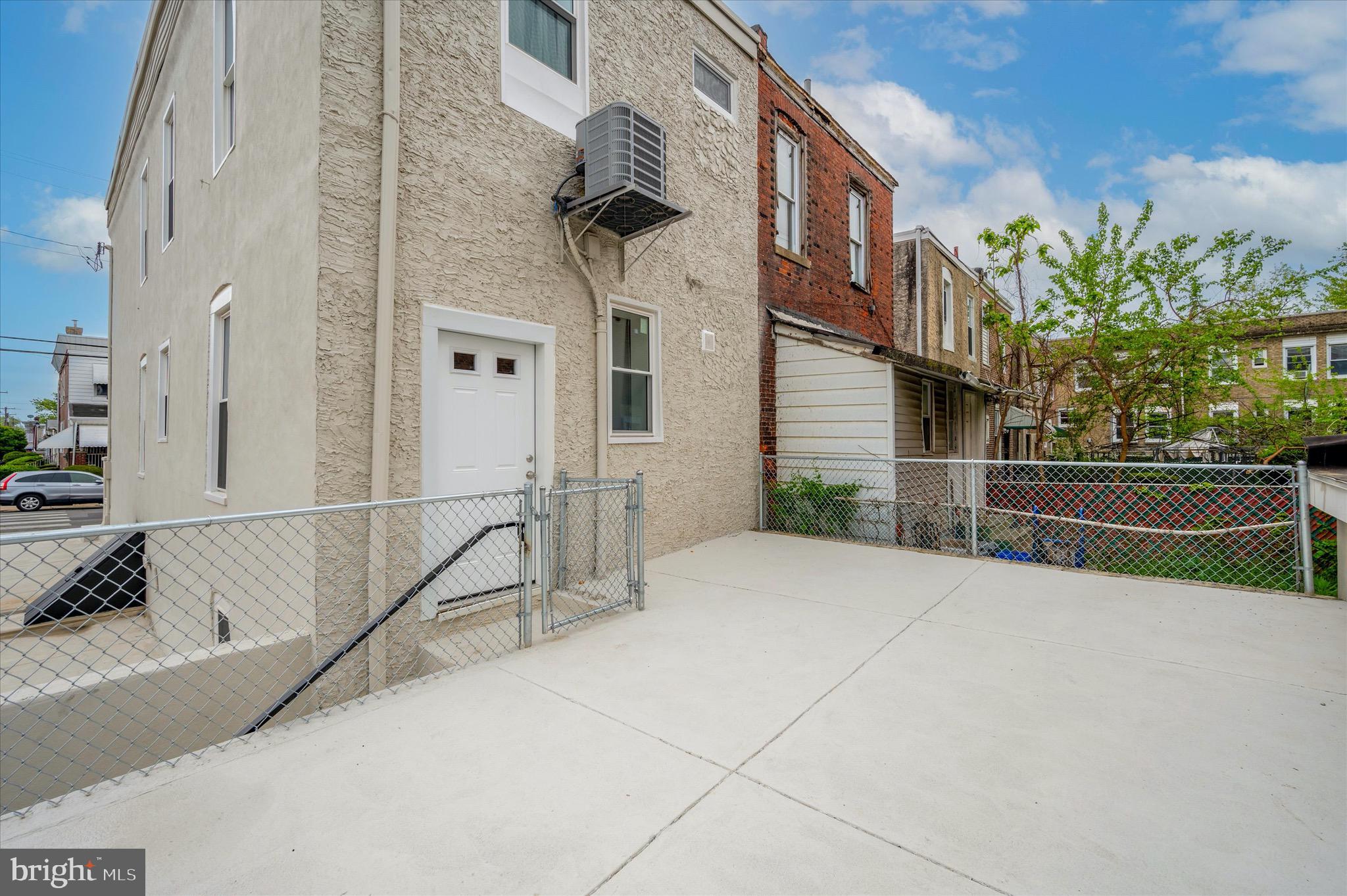 CARROLL PARK - Residential