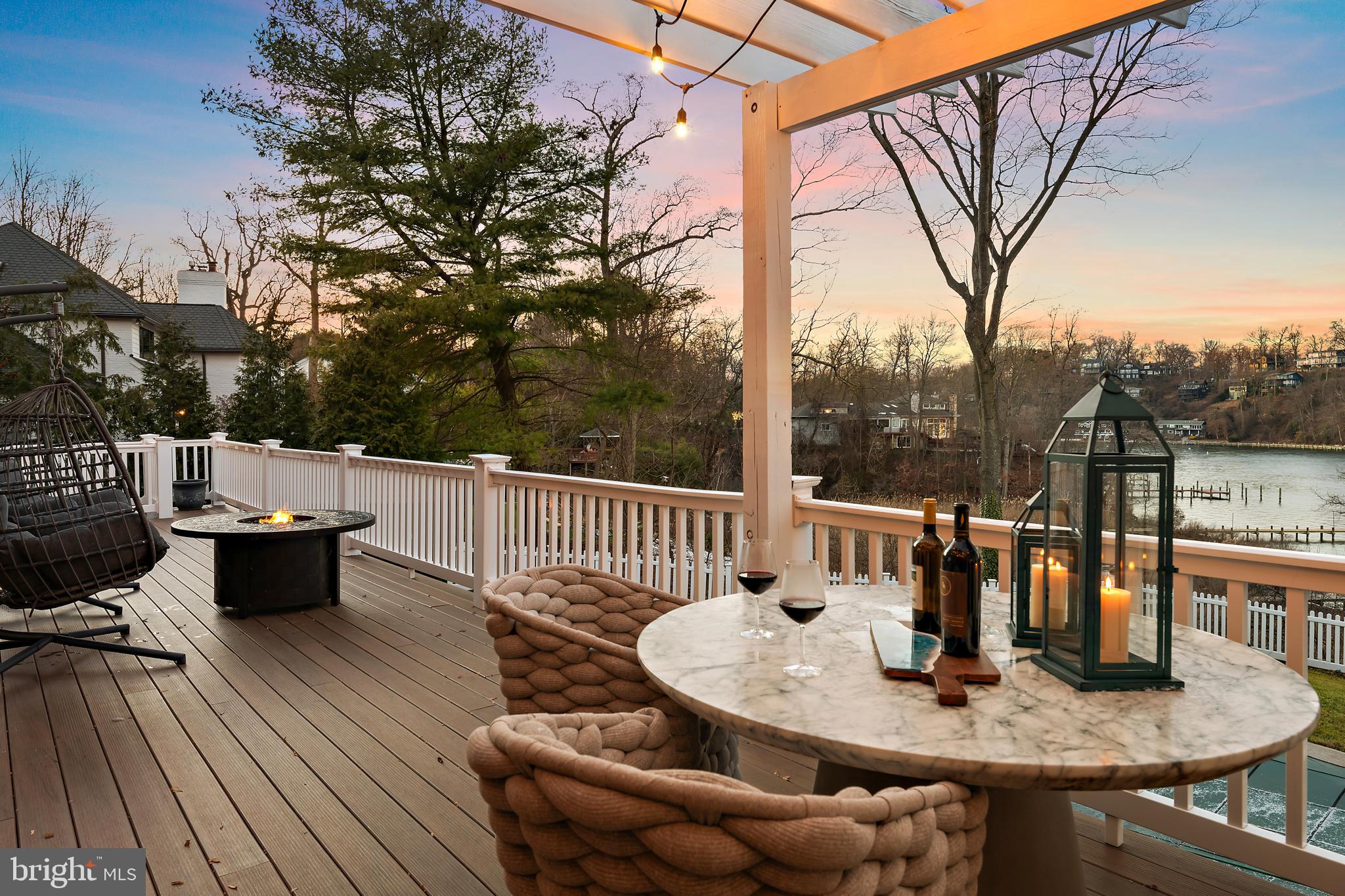 THE DOWNS - Residential