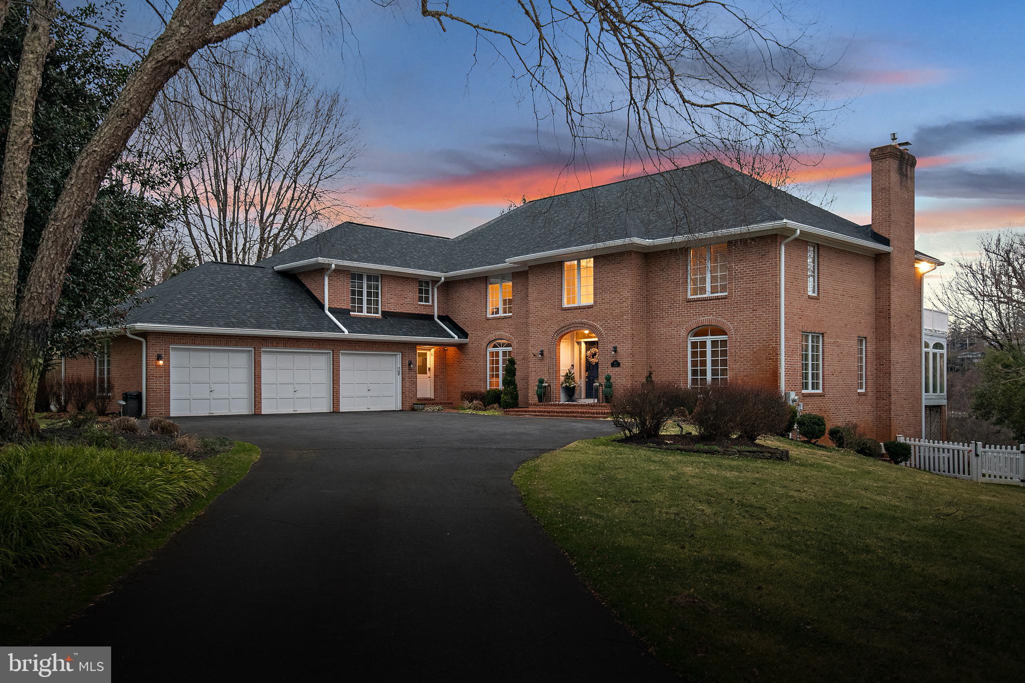 THE DOWNS - Residential