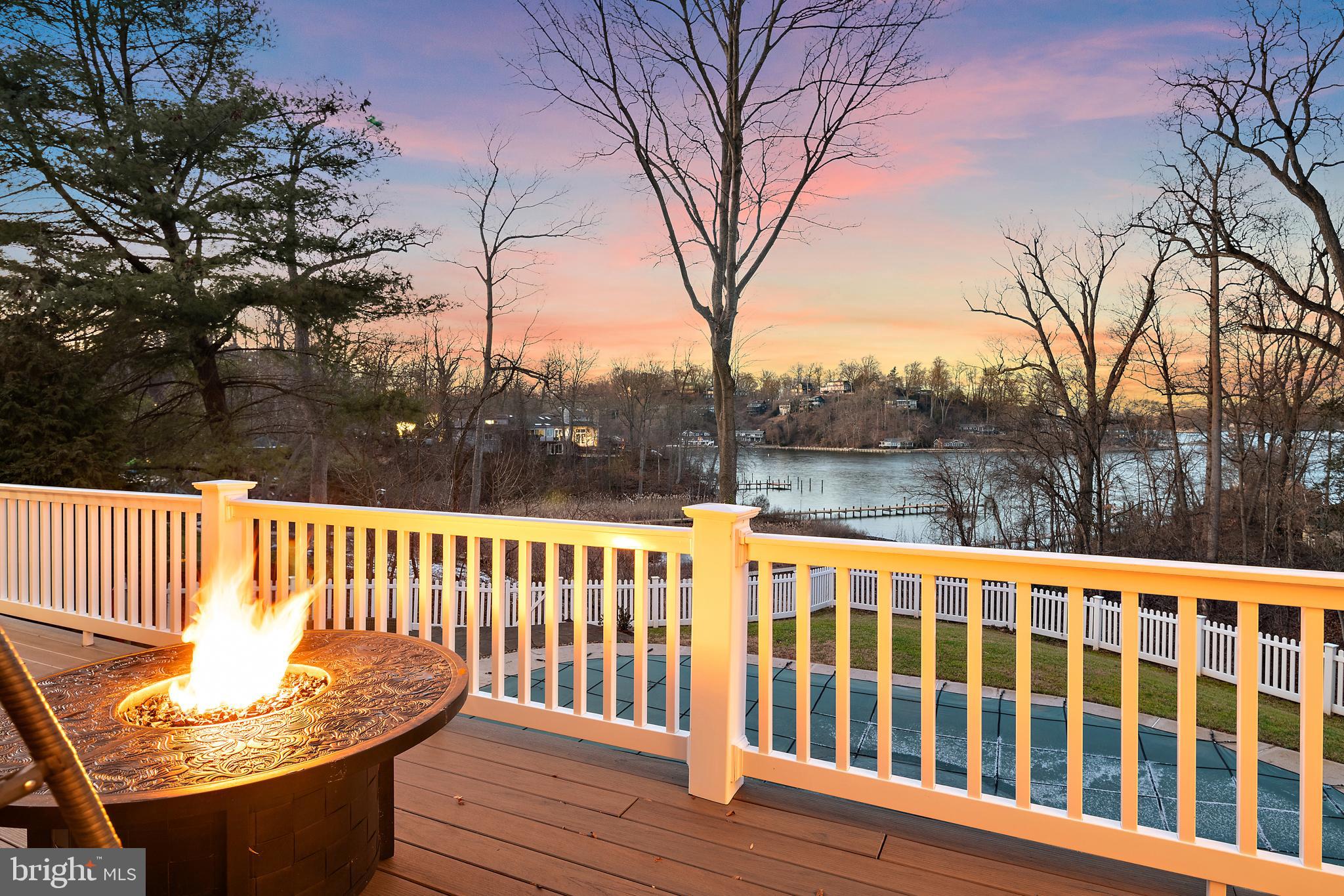 THE DOWNS - Residential