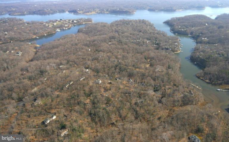 EPPING FOREST - Land