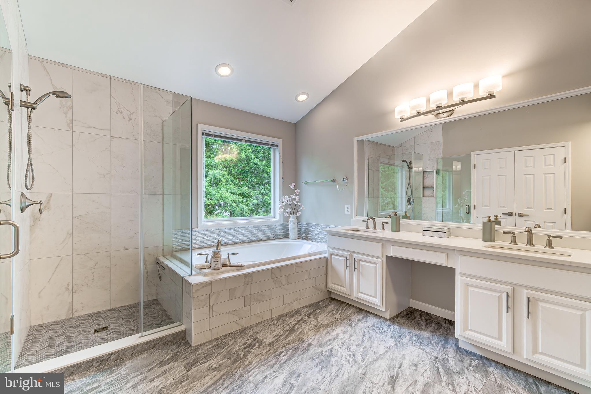 5107 DOYLE LANE