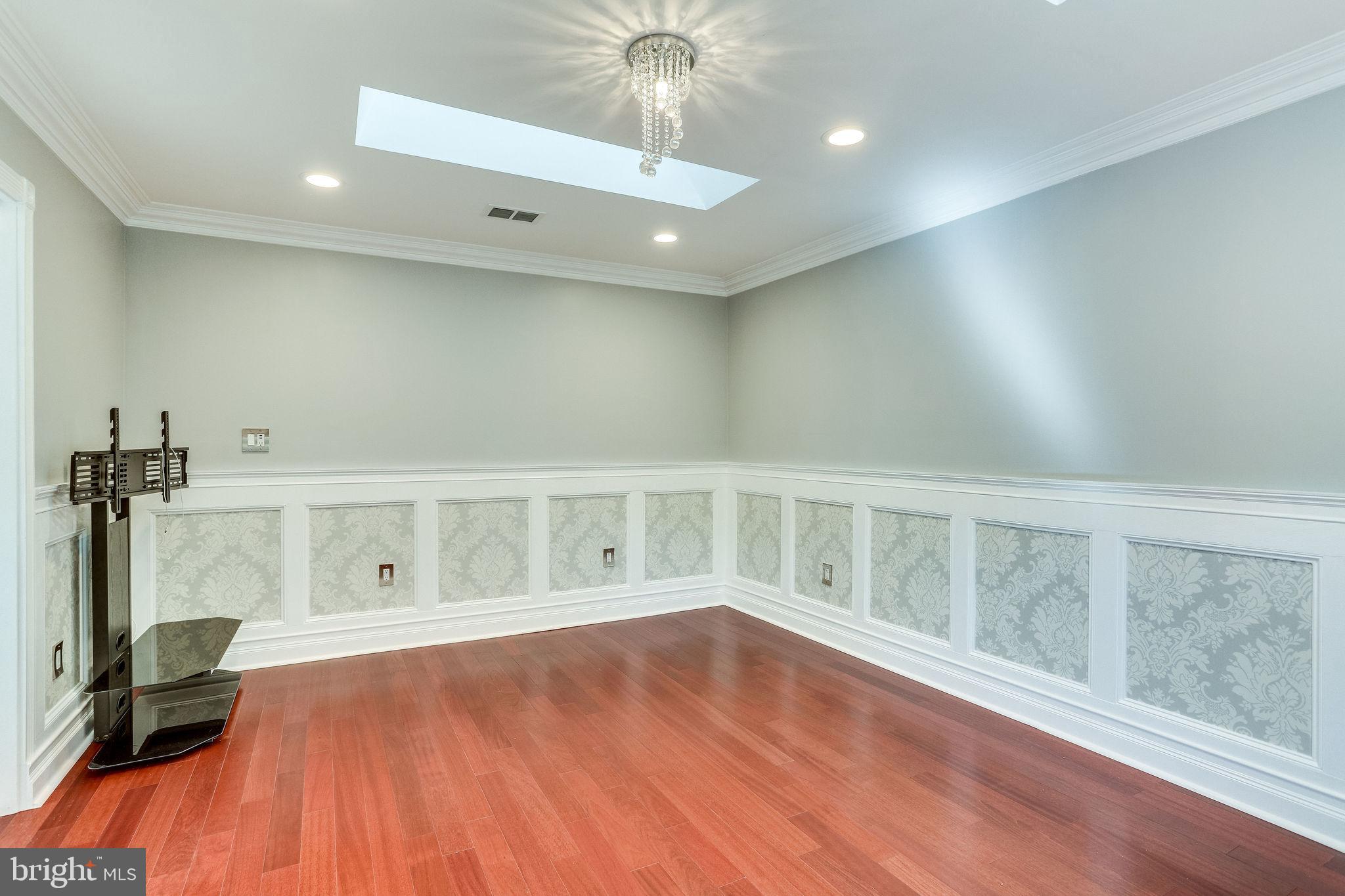 TANTALLON SOUTH - Residential Lease