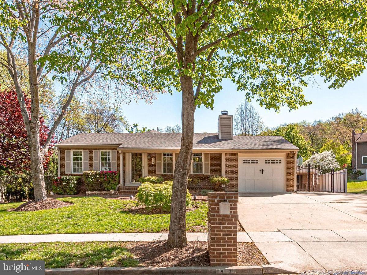 TANTALLON SOUTH - Residential Lease